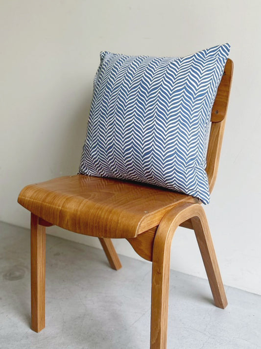 Printed Cushion Rev Gumbaj Navy Sheeting+Canvas｜プリントクッションカバー - グンバジネイビー シーティング＋キャンバス