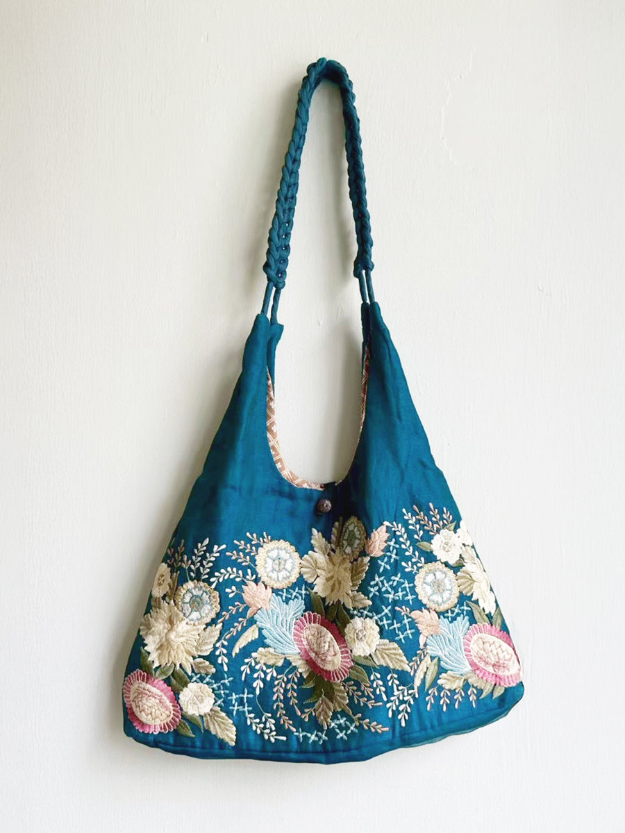 Embroidered Braid Sling Bag - Bouquet Blue Chanderi｜エンブロイダード ブレイドスリングバッグ - ブーケブルー チャンデリ
