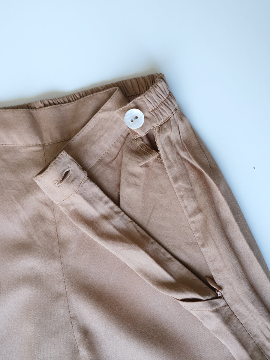 Slim Pants - Solid Beige｜スリムパンツ - ソリッド ベージュ