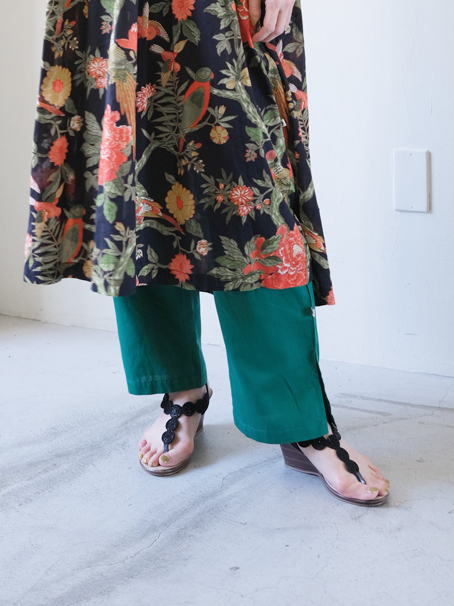Slim Pants - Solid Green｜スリムパンツ - ソリッド グリーン