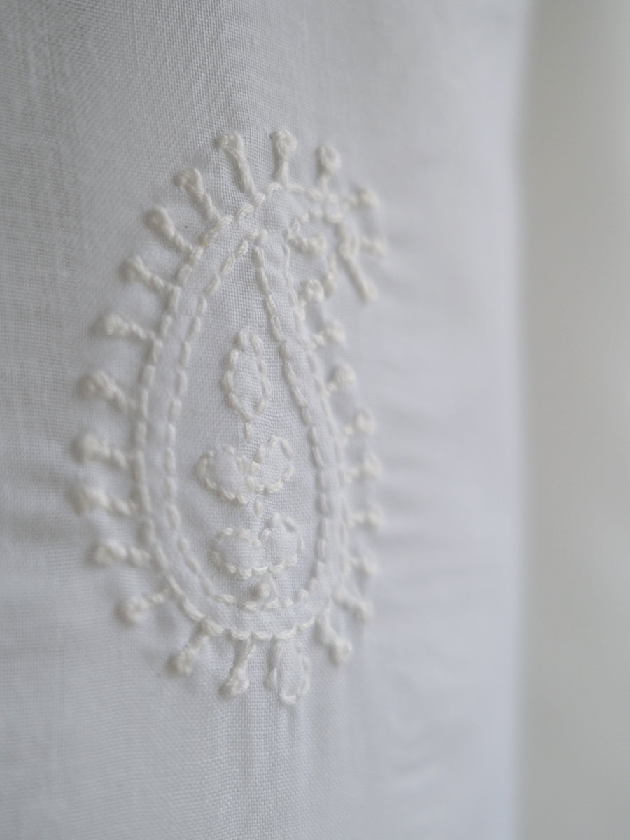 Curtain - Chikan Emb White Voile ｜ カーテン - チカン エンブロイダリー ホワイト ボイル