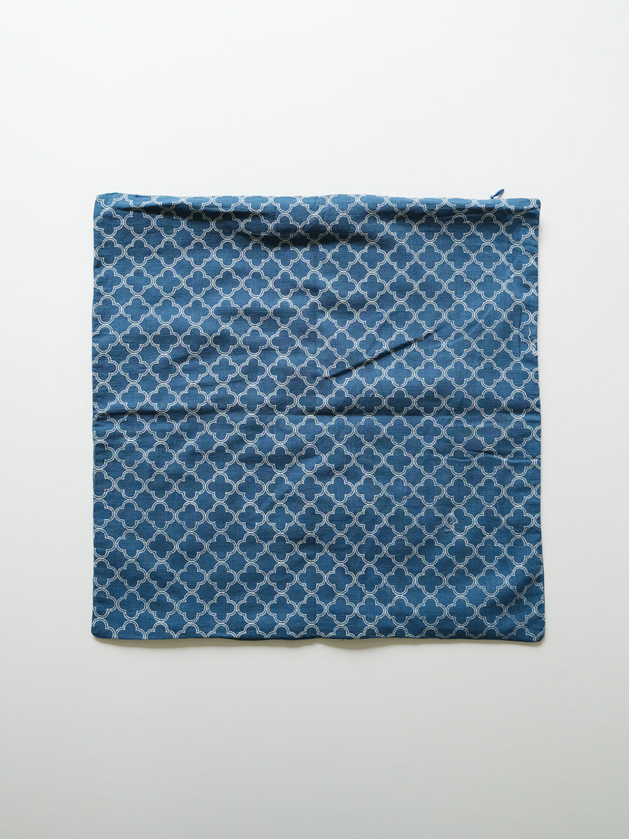 Versailles Silk Emb Cushion Cover - Blue｜ヴェルサイユ シルク エンブ クッション カバー - ブルー