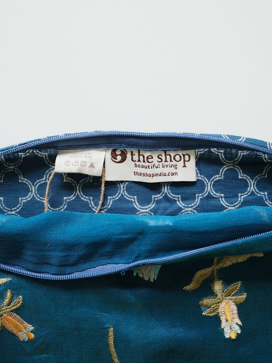 Versailles Silk Emb Cushion Cover - Blue｜ヴェルサイユ シルク エンブ クッション カバー - ブルー