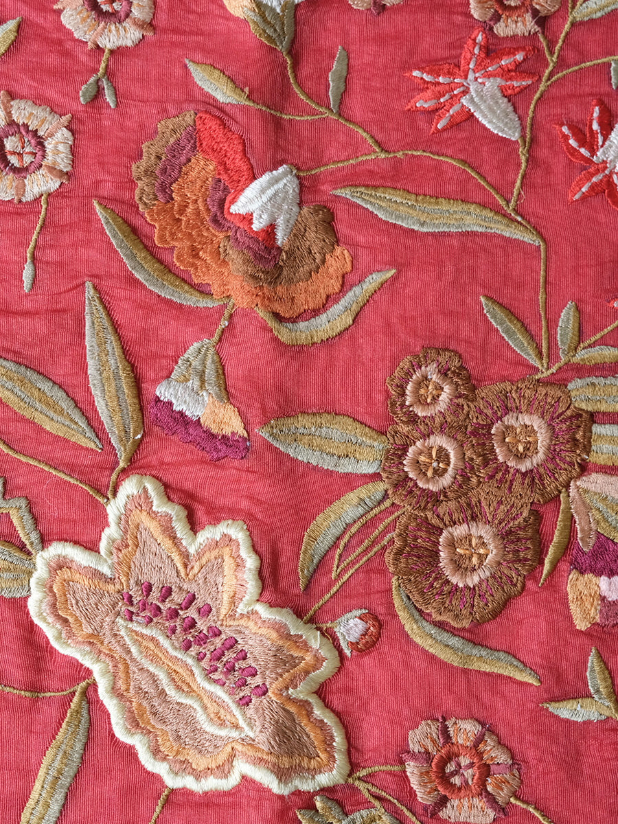 Vienna Emb Silk Cushion Cover - RED｜ウィーン・エンブシルク・クッションカバー - レッド