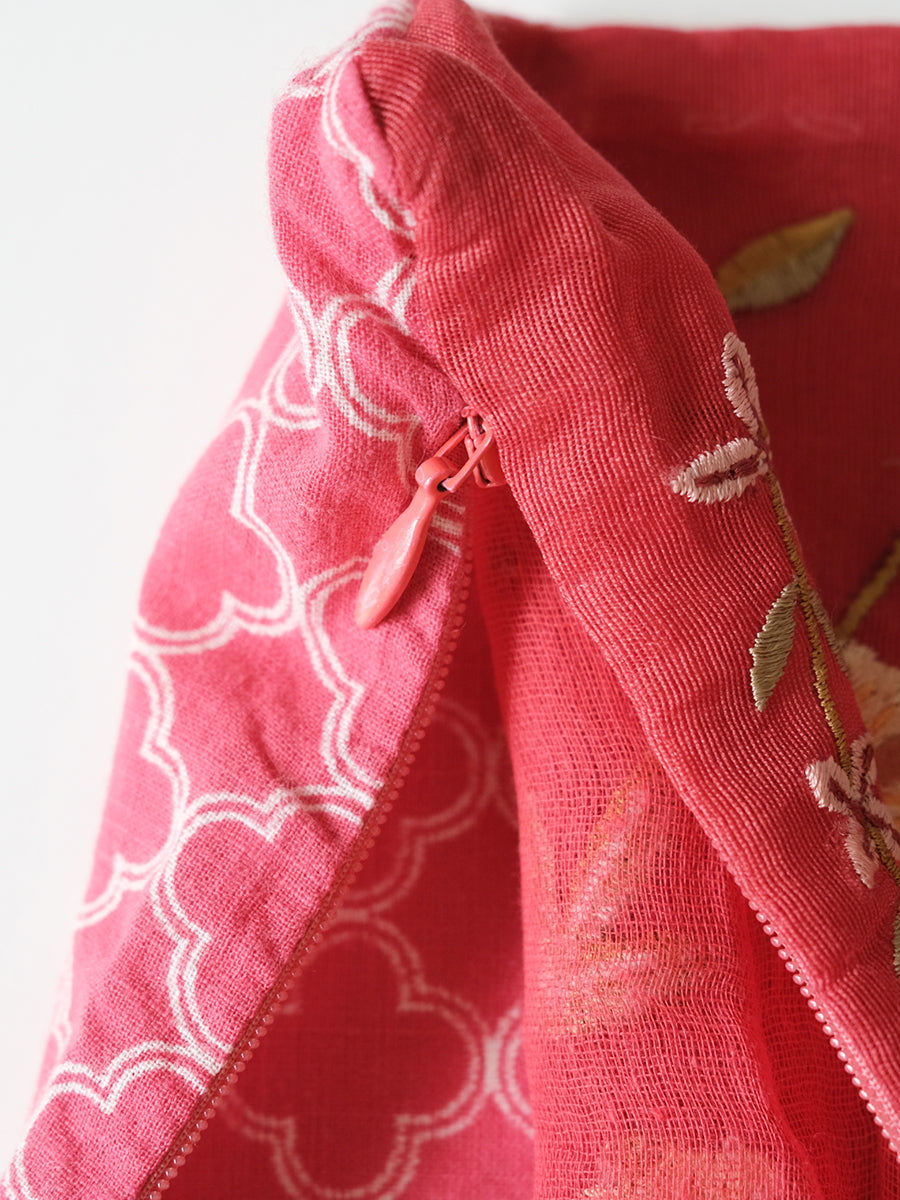 Vienna Emb Silk Cushion Cover - RED｜ウィーン・エンブシルク・クッションカバー - レッド